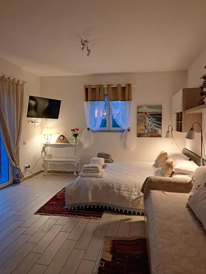Apartment Il Casale Rosso Monolocale Cinque Terre-Toscana Caniparola di Fosdinovo Italy